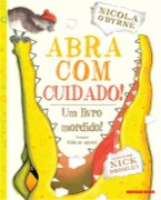 Abra com cuidado! Um livro mordido!